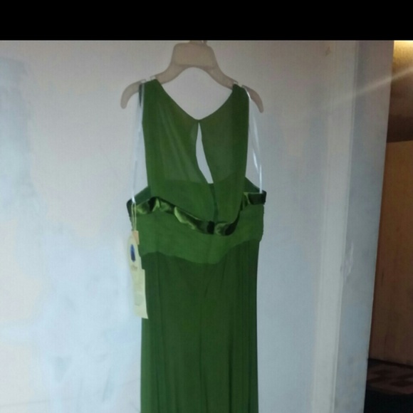 New dress - Picture 2 of 3