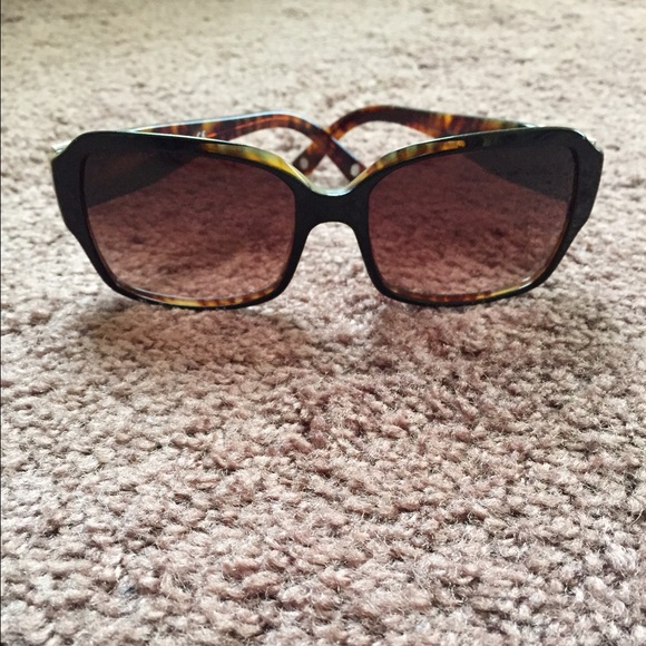 FLASH SALE Versace sunglasses like new