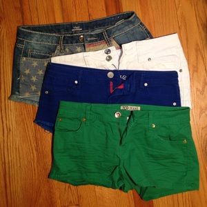 *bundle 5 pairs of shorts*