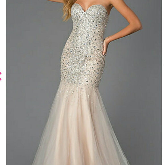 Prom dress