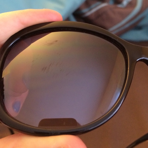 Coach sunglasses - Picture 3 of 4