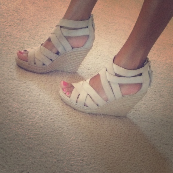 Tan Strappy Wedges