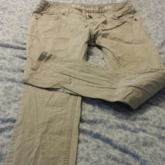 Skinny khakis