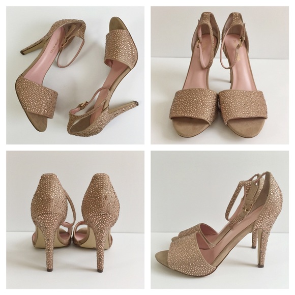 🎉HP 8/9🎉 Nude Embellished Sandal Heels - Picture 2 of 4