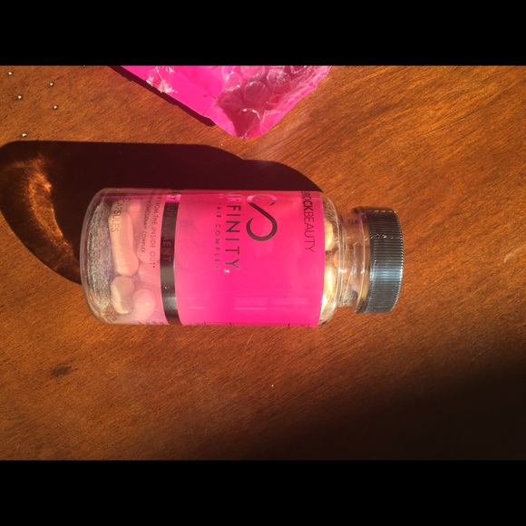 Hairfinity vitamins NEW