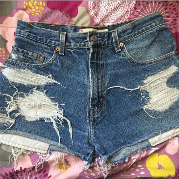 Levi's cutoff shorts