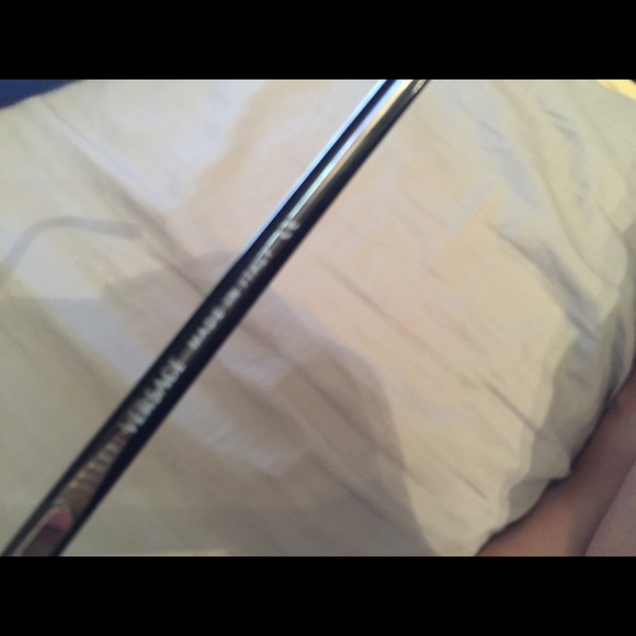 Versace - Picture 2 of 4