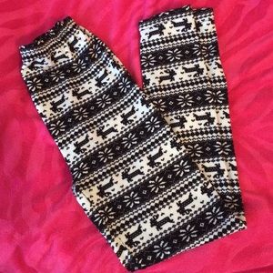 Adorable, super comfy stretch leggings!