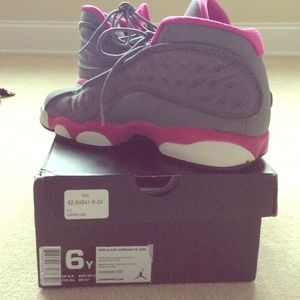 Size 6y Girls Air Jordan 13 GS