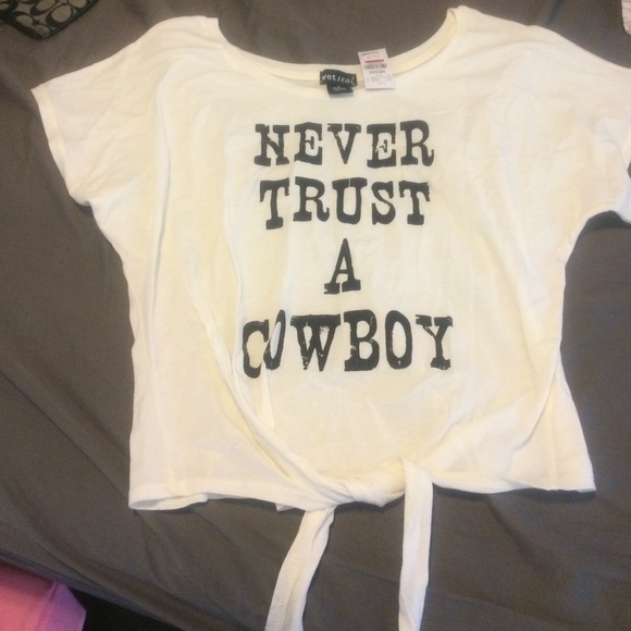 Never trust a cowboy top