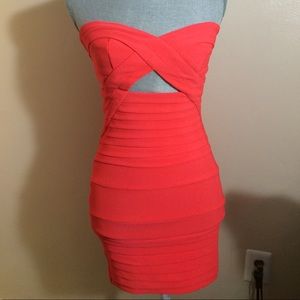 ✨NEW Bodycon cutout dress