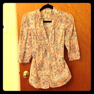 Floral maternity blouse
