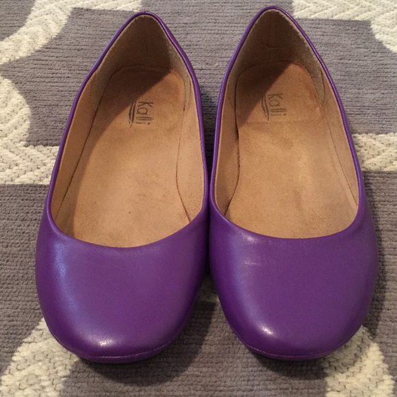 *** SOLD IN BUNDLE*** 💜Purple Ballet Flats 💜 - Picture 1 of 4