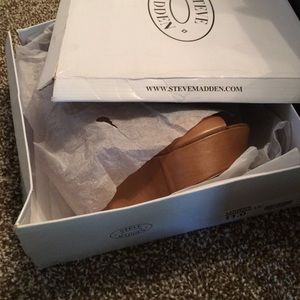 Steve Madden • Louees Cognac - Size 11