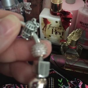 2 Rosegild and Cupcake