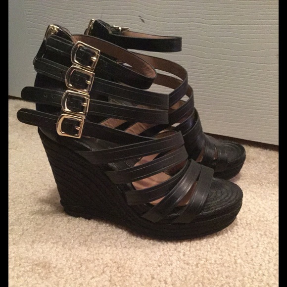 VINCE CAMUTO ESPADRILLE WEDGE