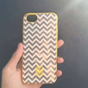 Iphone 6 chevron print case