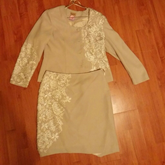2 piece dress suit