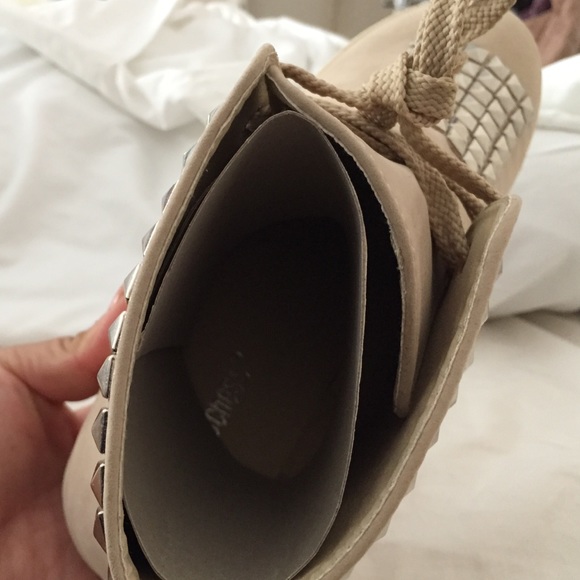 Studded high tops - Picture 4 of 4