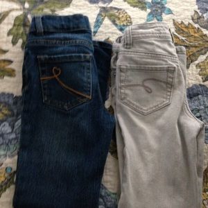2 pairs of girls jeans