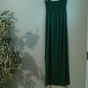Jersey type strapless maxi