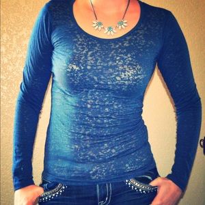 Translucent long sleeves