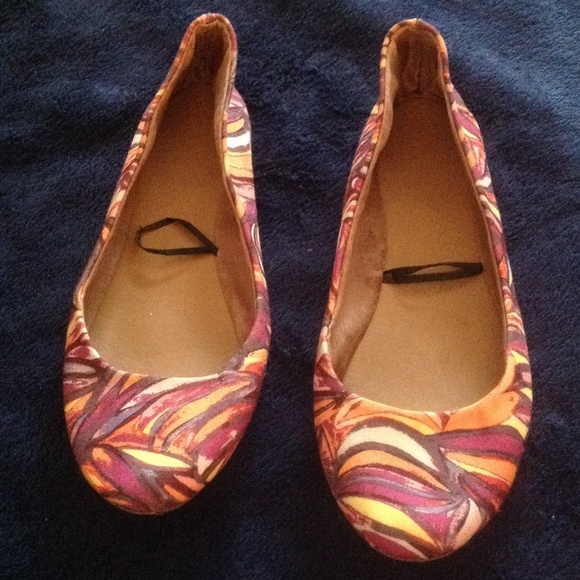 Old Navy Multi Color Flats