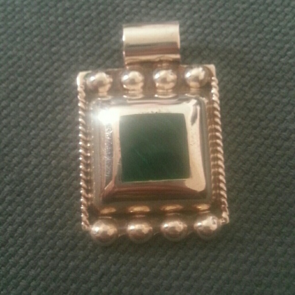 Sterling Silver Malachite pendant