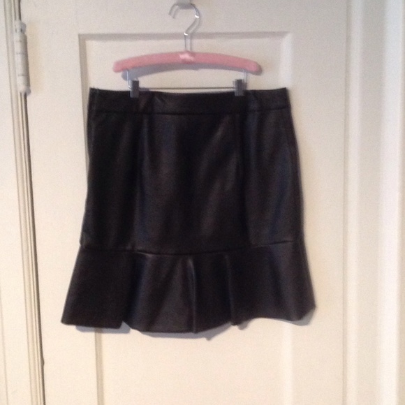 Guess Leather flare skirt