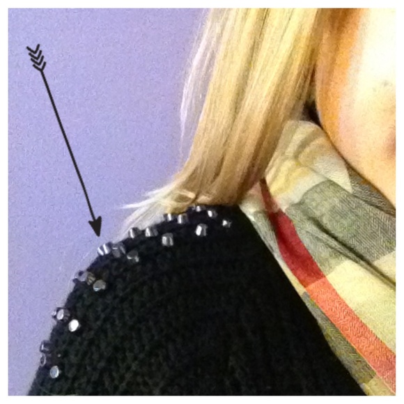 ⚡️Studded Shoulder Cardigan!
