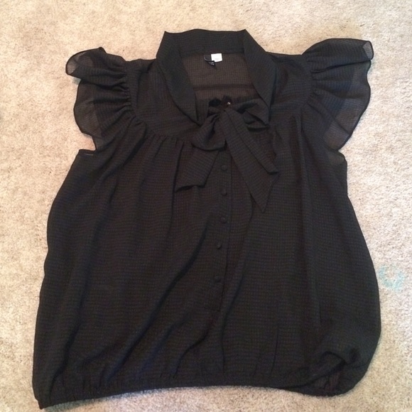 Black h&m blouse