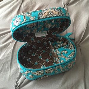 REDUCED! Vera Bradley travel jewelry case!