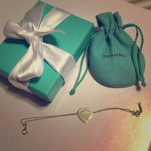Tiffany & Co. Return to Tiffany Bracelet