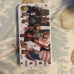 Magcon iPhone 5/5s case