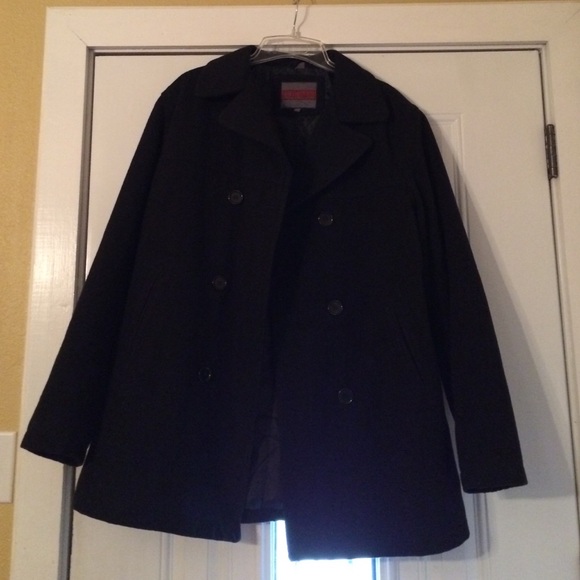 Men's Peacoat