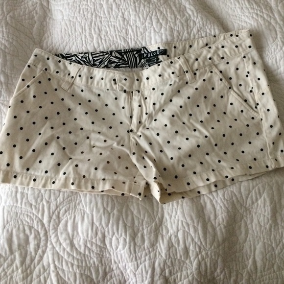 Volcom shorts
