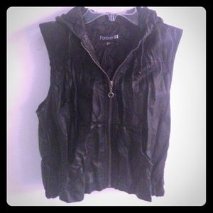 Cropped Leather Vest
