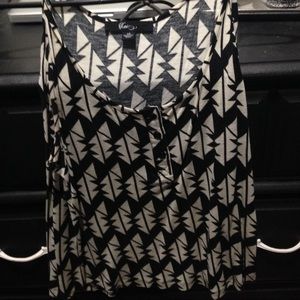 Off white and black tank top