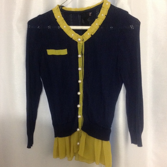 Forever 21 Navy Blue &Yellow Sweater