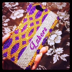 🌟Iphone 5/5s Laker Case with Swarovski crystals🌟
