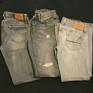 3 American Eagle jeans bundle