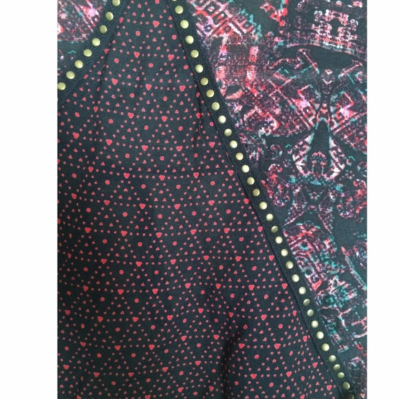 Patterned vest. - Picture 4 of 4