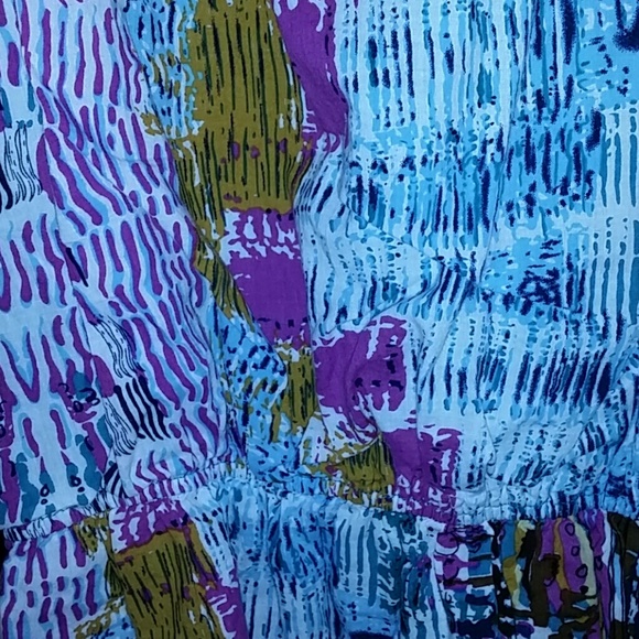 Top - Picture 3 of 4