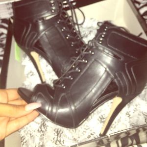 rock & republic black tie up heels ❌SOLD❌