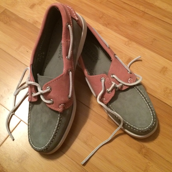 Sebago Docksides
