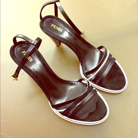 Fendi Sandals 7.5 w/ Box
