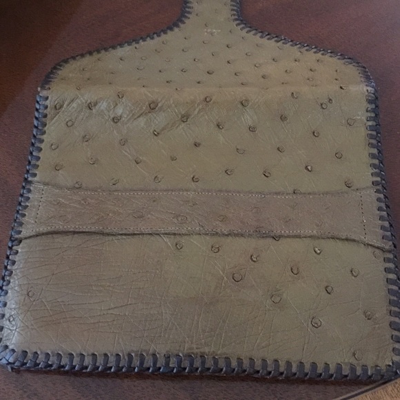 Vintage Ostrich Clutch! - Picture 4 of 4