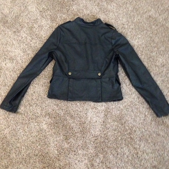 Black leather jacket - Picture 2 of 3