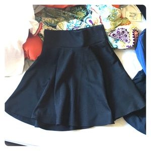 ON HOLD skater skirt