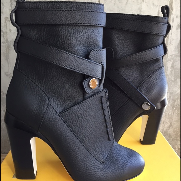 Fendi- Sz 38.5